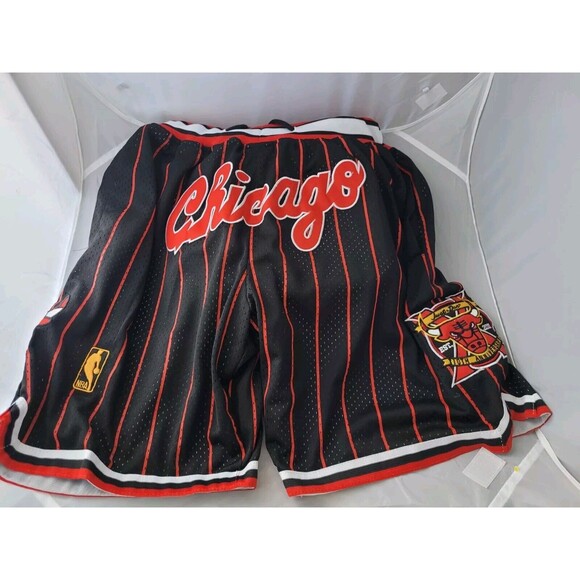 Just Don Chicago Bulls 10th Anniversary NBA Mesh Shorts Size Med -mint Condition - Picture 1 of 10